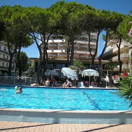 Hotel Ambasciatori Palace 4*