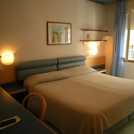 Hotell Ambasciatori Palace 4*