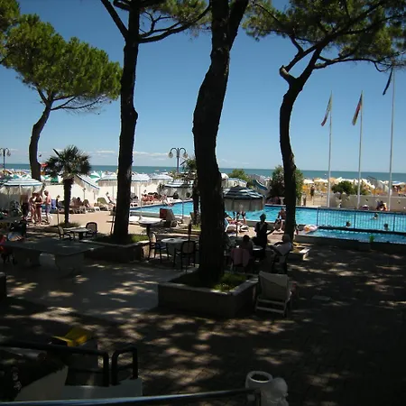 Ambasciatori Palace Szálloda