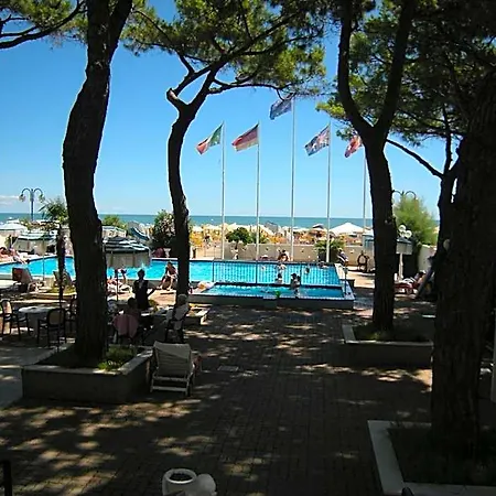Ambasciatori Palace